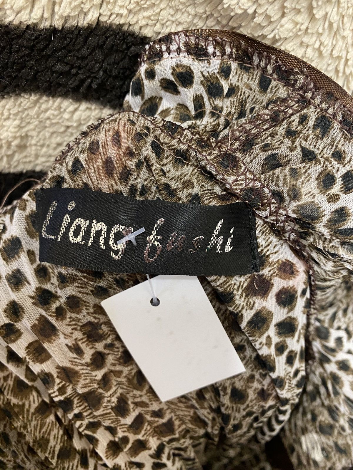 Vintage Vintage leopard print blouse Size S / US 4 / IT 40 - 6 Thumbnail