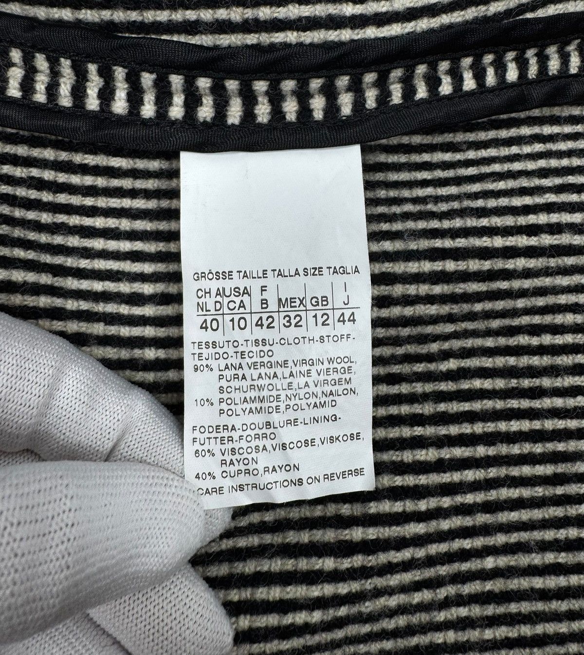 Weekend Max Mara Weekend Max Mara Wool Pea Coat Button Up size UK12 US10 Size M / US 6-8 / IT 42-44 - 12 Thumbnail