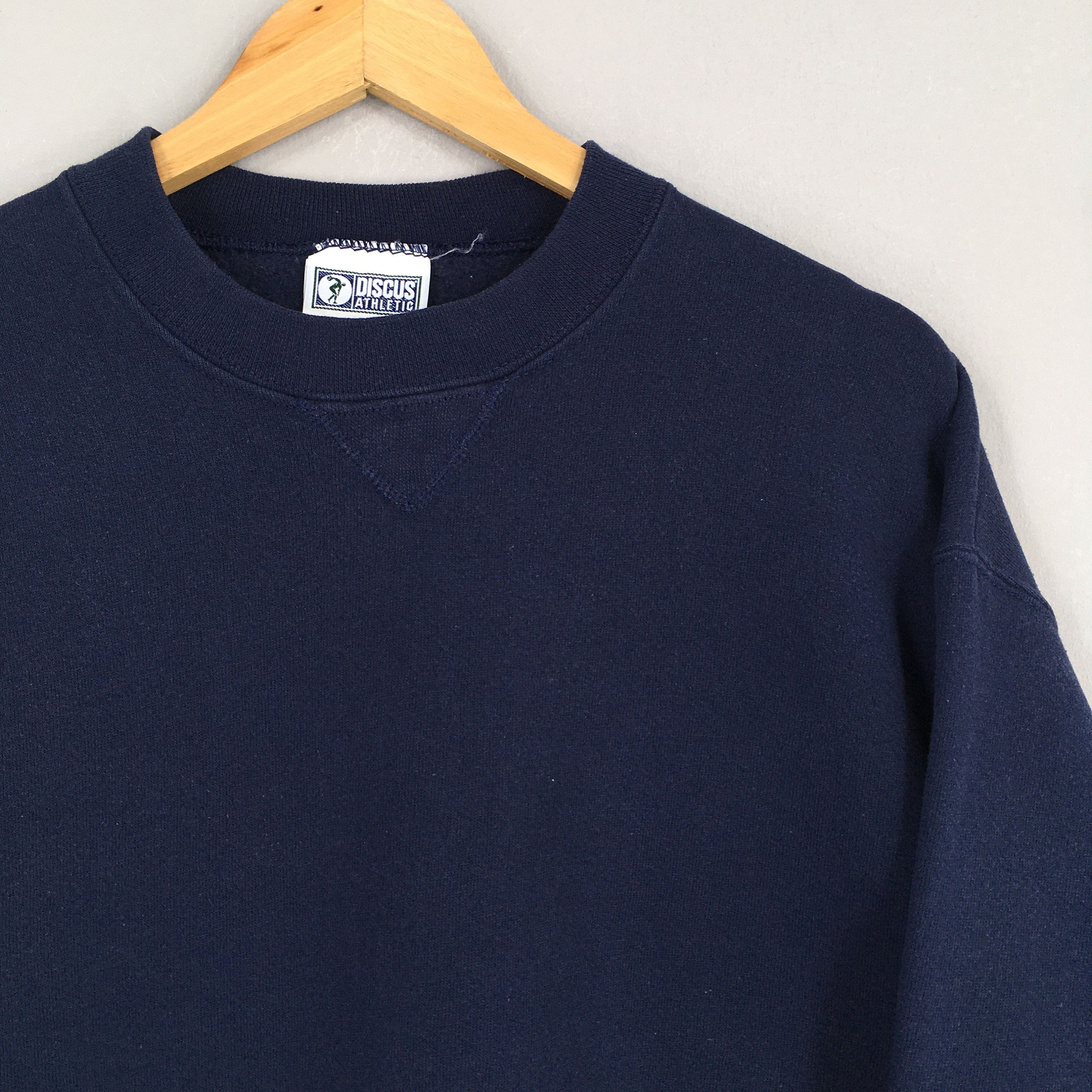 Vintage Vintage 90s Discus Athletic Blue Plain Crewneck Jumper M Size US M / EU 48-50 / 2 - 2 Thumbnail