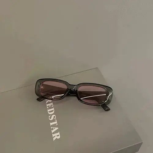 Vintage Vintage black sunglasses Size ONE SIZE - 2 Thumbnail