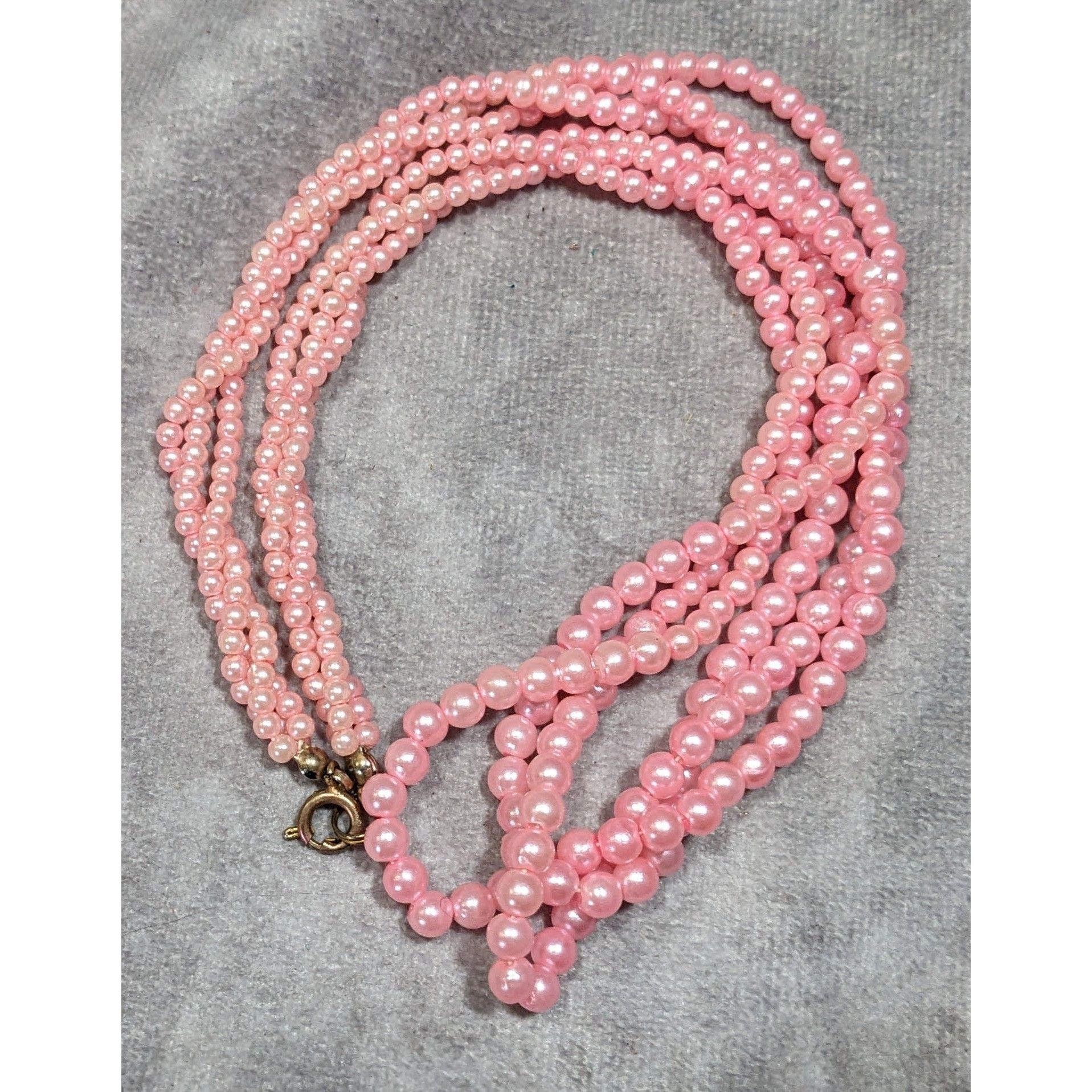 Other Coquette Pink Faux Pearl Triple Strand Twisted Necklace Size ONE SIZE - 6 Thumbnail