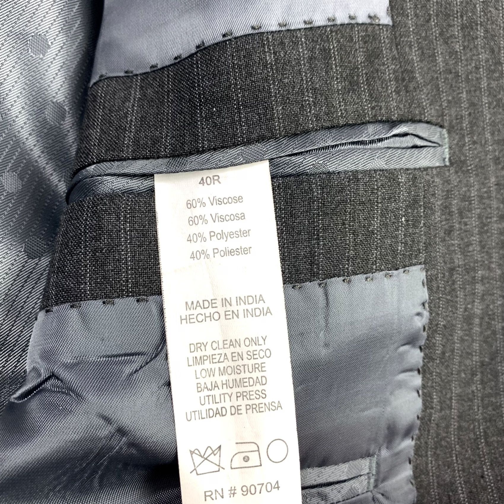 Perry Ellis Perry Ellis Portfolio Modern Fit Mens 40 Regular Pinstripe Sport Coat Blazer Gray Notch Lapel Two-Button Jacket) Size 40R - 2 Thumbnail