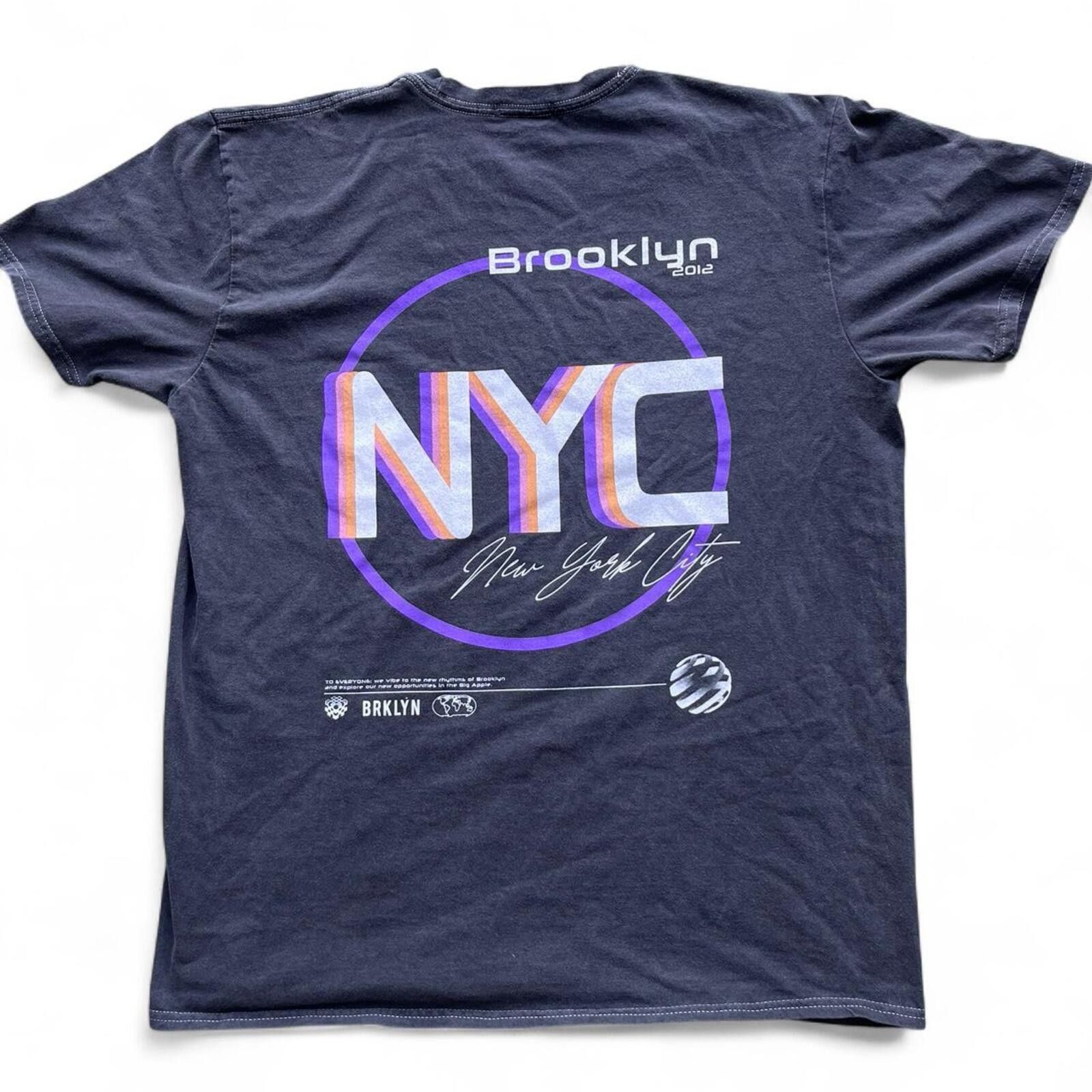 Other 2012 PrettyLittleThings Futuristic Brooklyn NYC T-Shirt Size US L / EU 52-54 / 3 - 1 Thumbnail