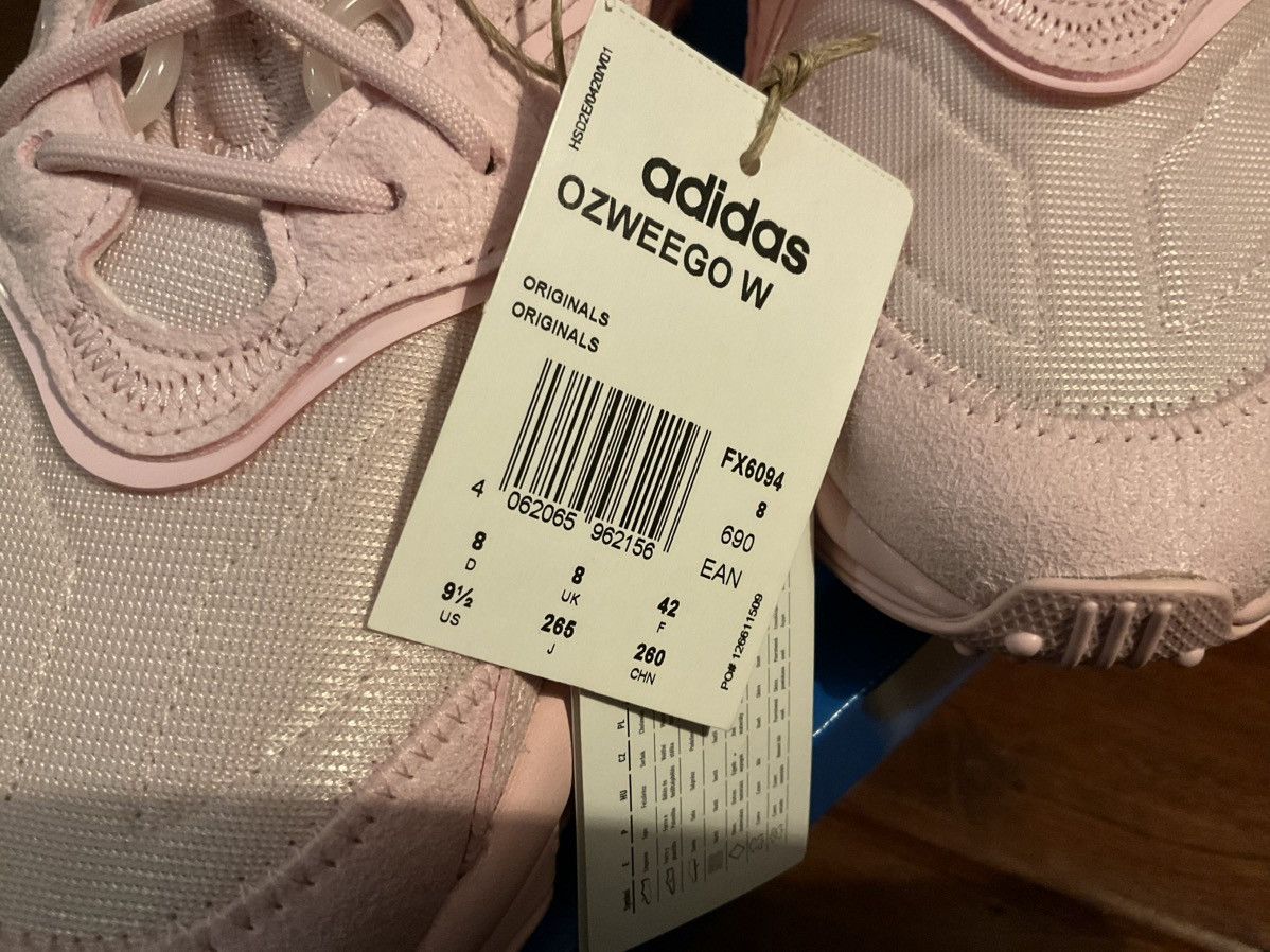 Adidas Women’s Pink Adidas Ozweego Size US 9.5 / IT 39.5 - 7 Thumbnail