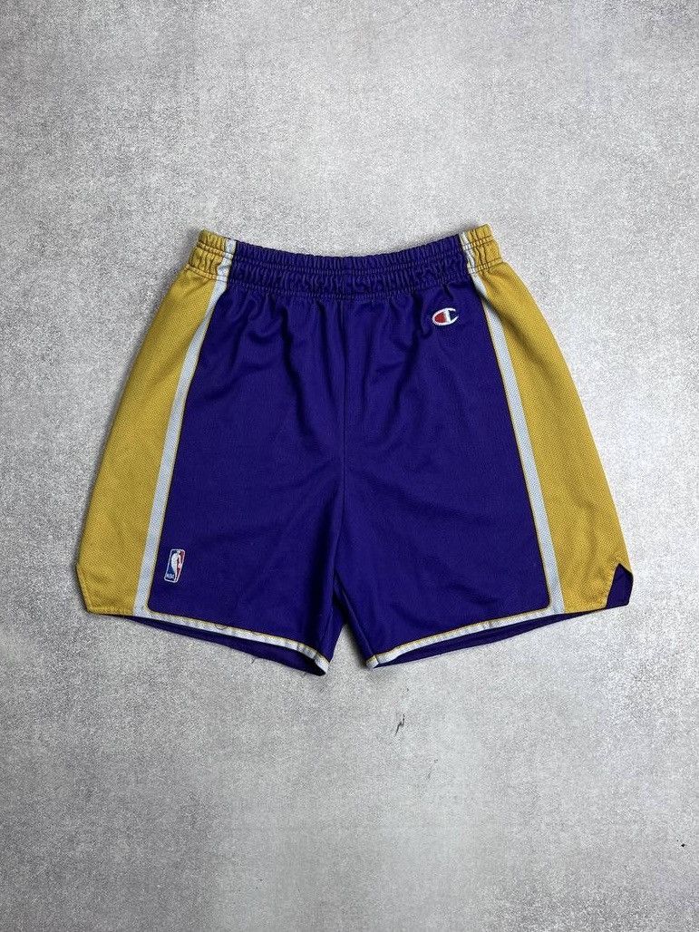 NBA Vintage 90's Champion NBA Lakers Shorts Y2K L Size US 34 / EU 50 - 1 Thumbnail