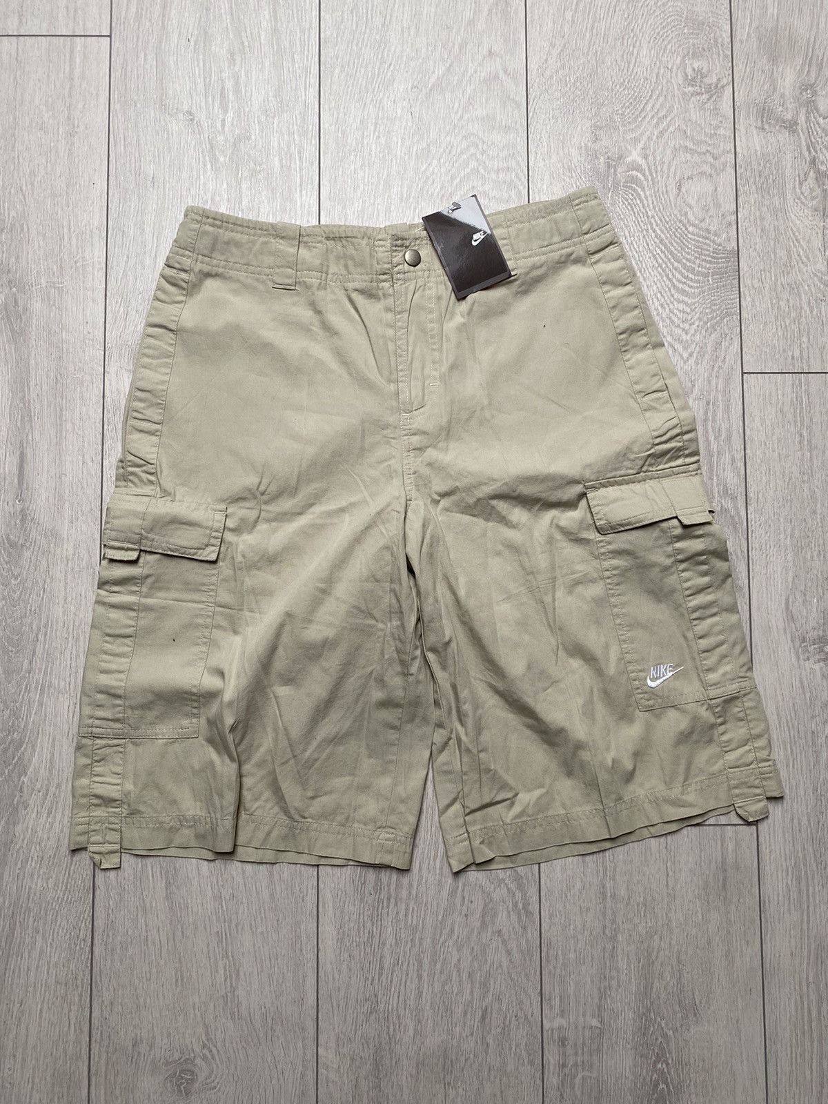 Nike × Vintage Vintage Nike shorts 00s brand new with tag Size US 30 / EU 46 - 1 Thumbnail
