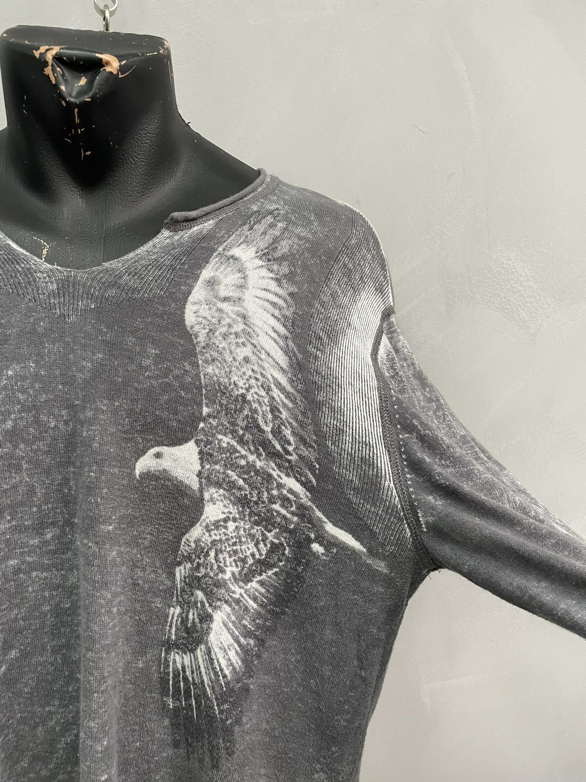 Armani Exchange Armani Exchange grey eagle print Y2K washed longsleeve Size US M / EU 48-50 / 2 - 6 Thumbnail