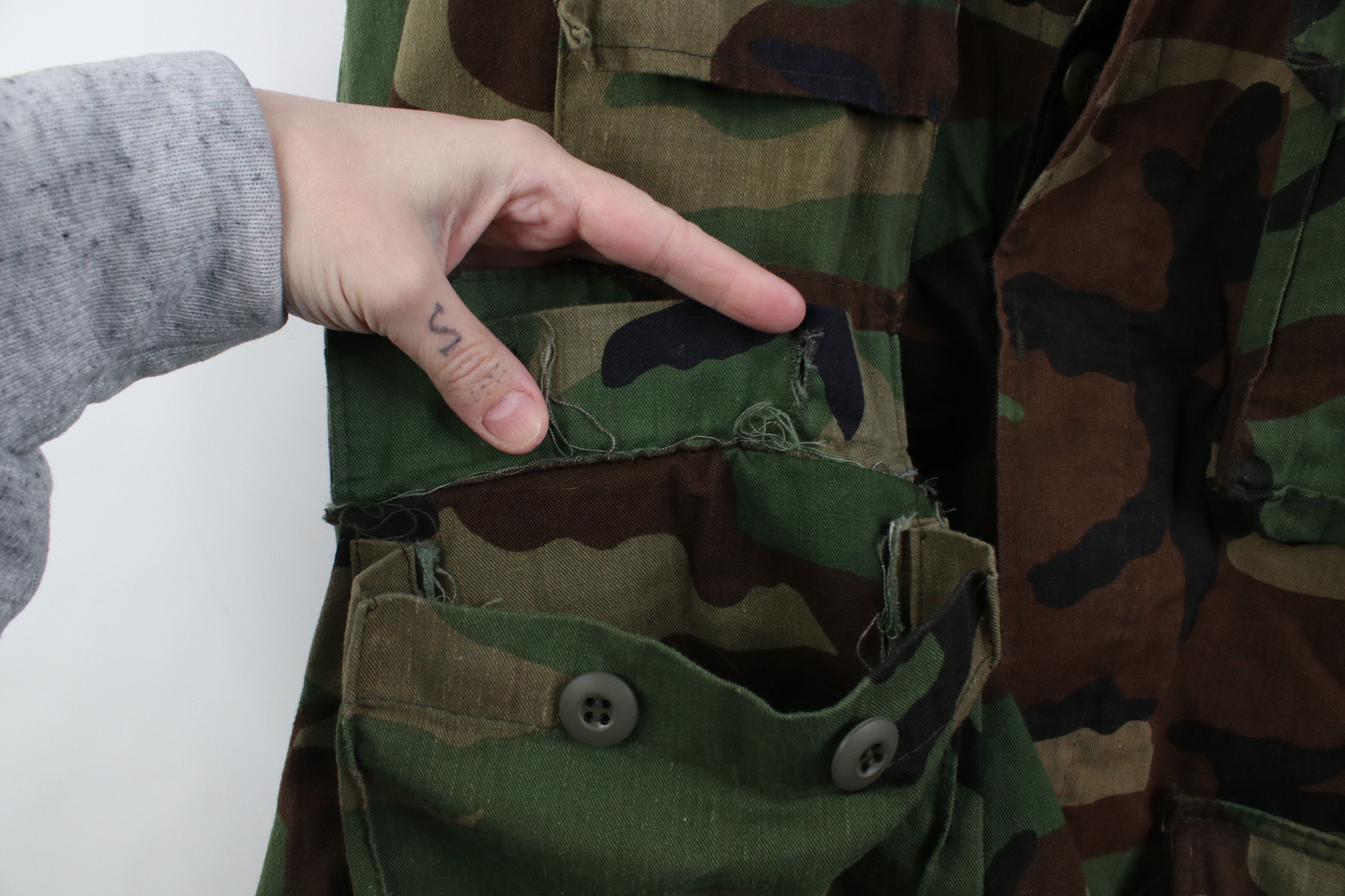 Vintage Vintage 90s USGI Camouflage Battle Fatigue Coat Jacket USA Size US XL / EU 56 / 4 - 5 Thumbnail