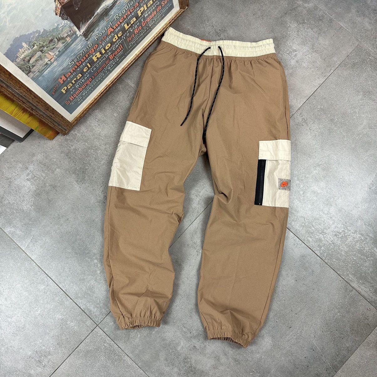 Nike jogger pants S swoosh brown streetwear