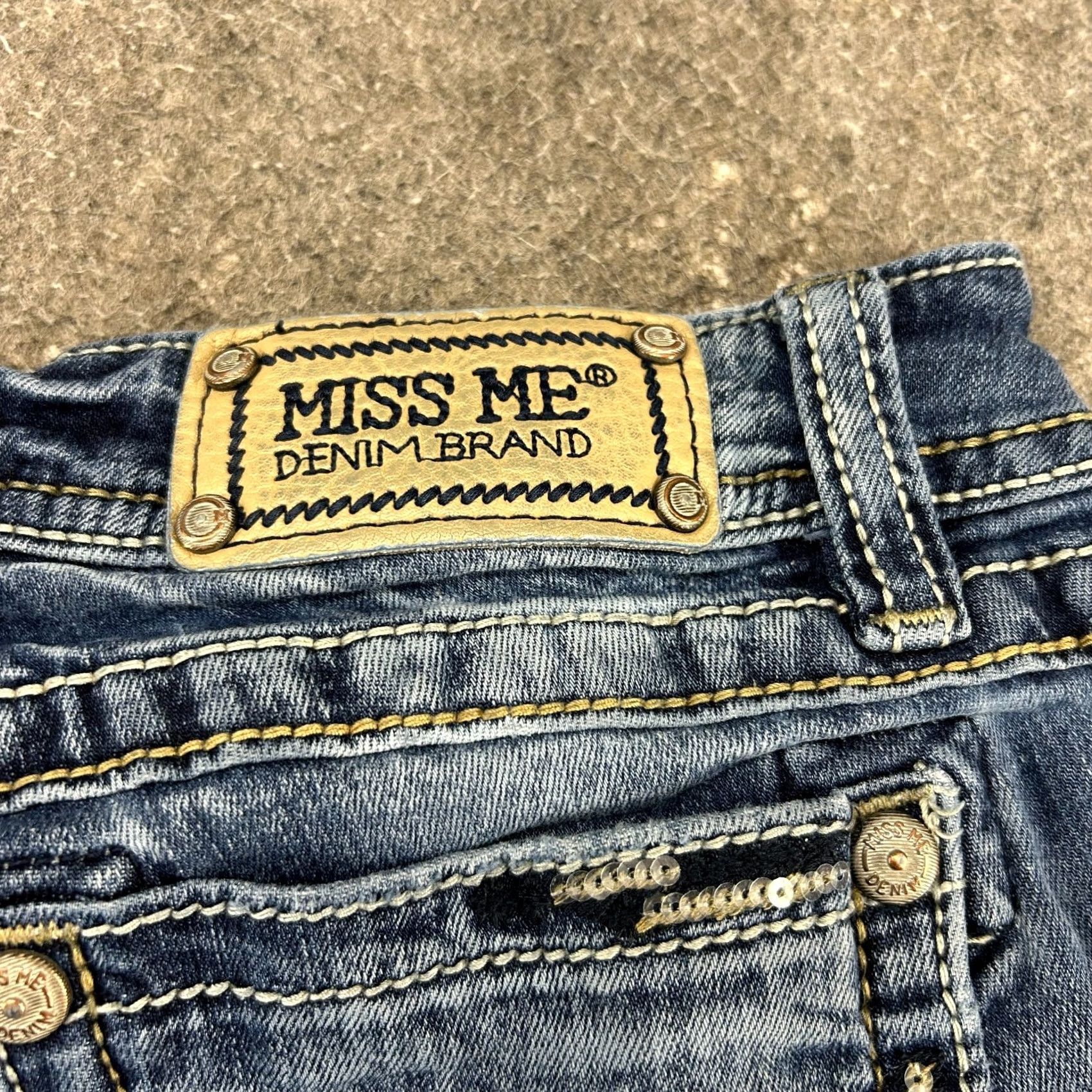 Miss Me Miss Me Jeans Womens 27 Blue Bootcut Denim Distressed Distressed Embroidered Logo 5-Pocket Classic Buckle Bke Size 27" / US 4 / IT 40 - 3 Thumbnail