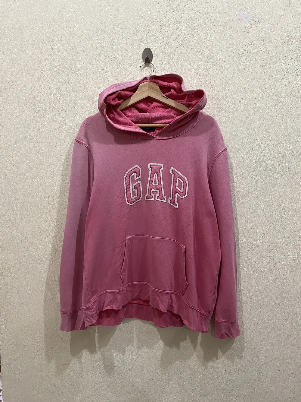 Gap Vintage Gap Spell Out Faded Pullover Hoodies Size US L / EU 52-54 / 3 - 2 Thumbnail