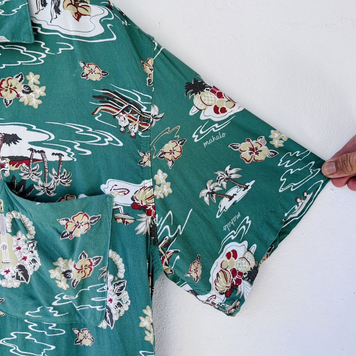 Vintage Vintage Aloha Rayon Shirt Camp Collar Green Island Print Size US XL / EU 56 / 4 - 7 Thumbnail