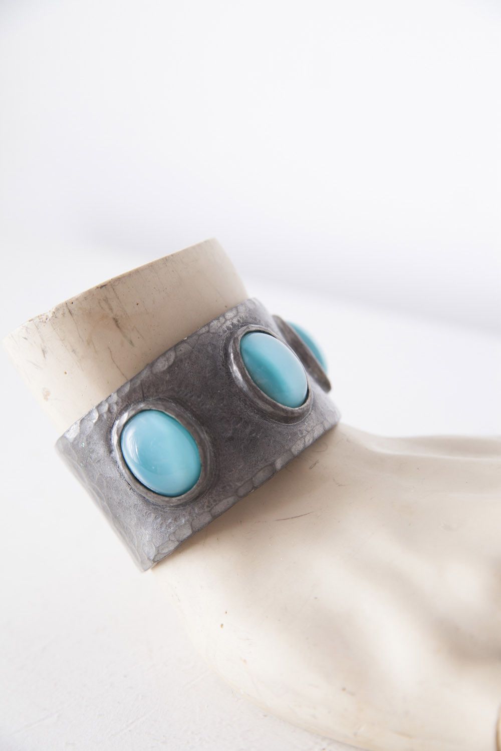 Vintage Vintage bracelet with blue stones Size ONE SIZE - 3 Thumbnail