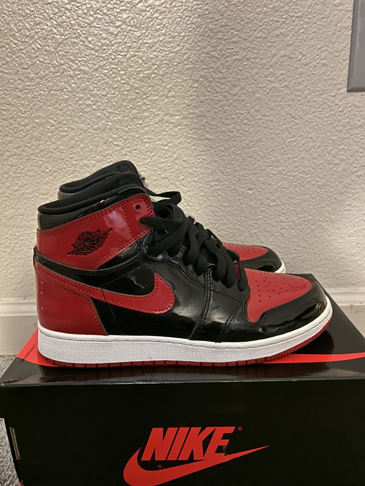 Jordan Brand × Nike Patent Bred 1’s Size US 7 / EU 40 - 1 Thumbnail