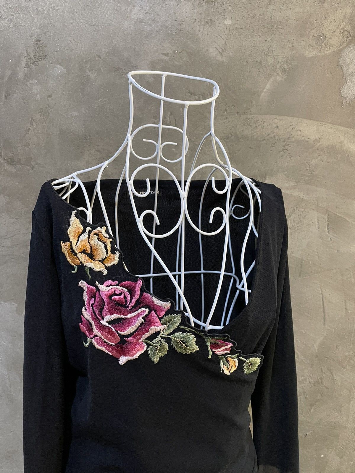 Vivienne Tam SS98 Vivienne Tam Flower Embroidery Layered Black Dress Size XS / US 0-2 / IT 36-38 - 4 Thumbnail
