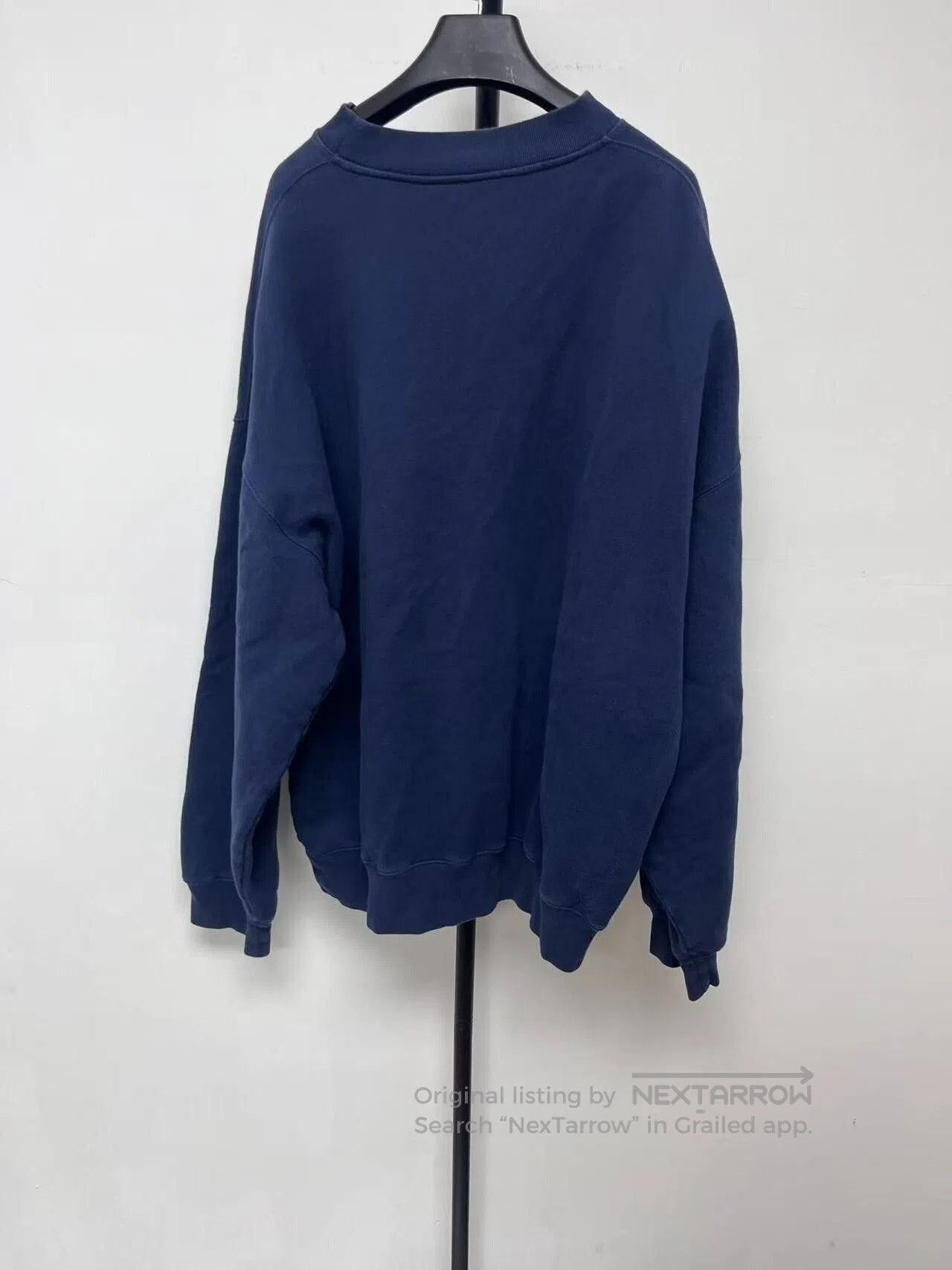 Balenciaga balenciaga navy blue crewneck sweatshirt for men. Size US S / EU 44-46 / 1 - 2 Thumbnail