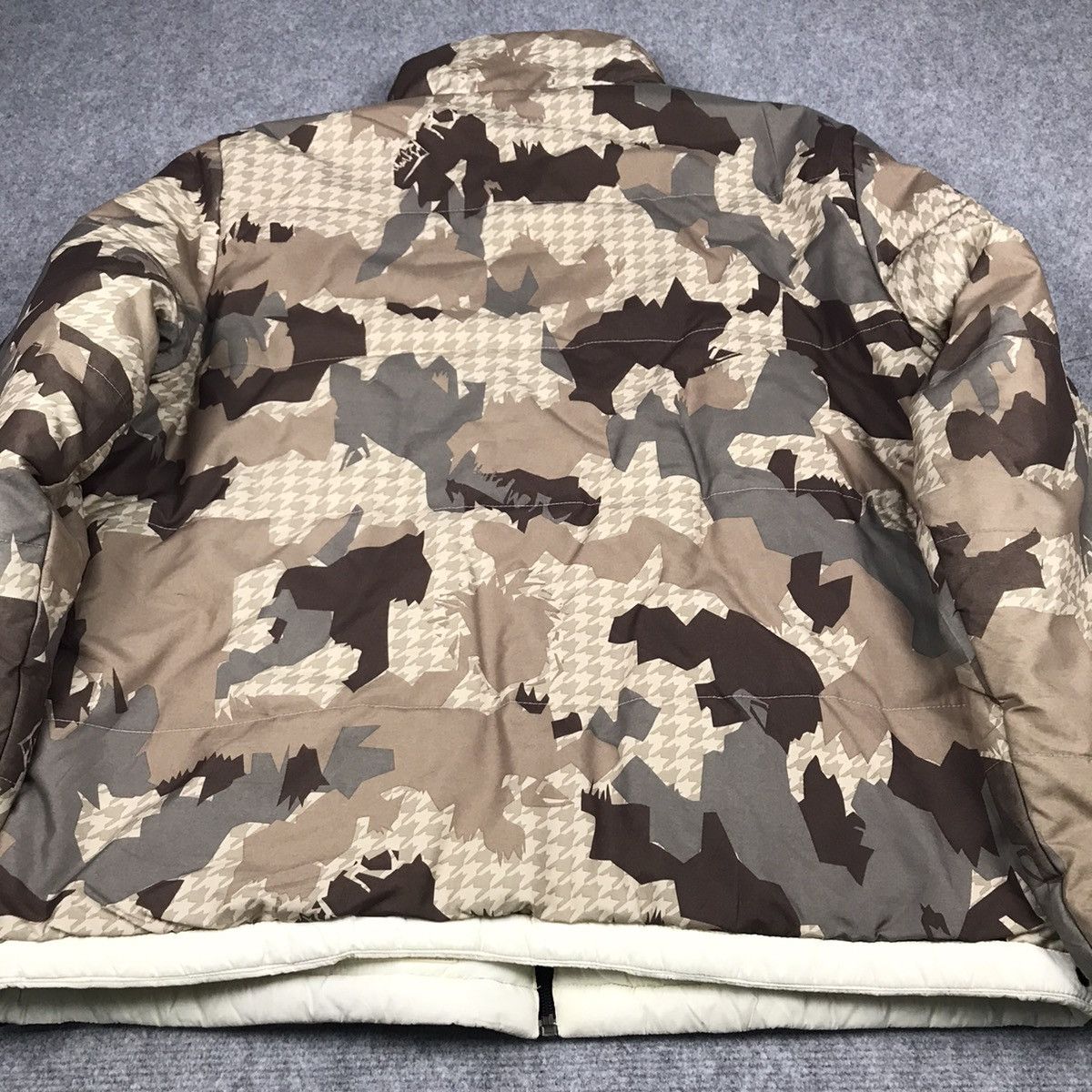 Quiksilver QUIKSILVER CAMO PUFFER ZIPPIER JACKET Size US M / EU 48-50 / 2 - 8 Thumbnail