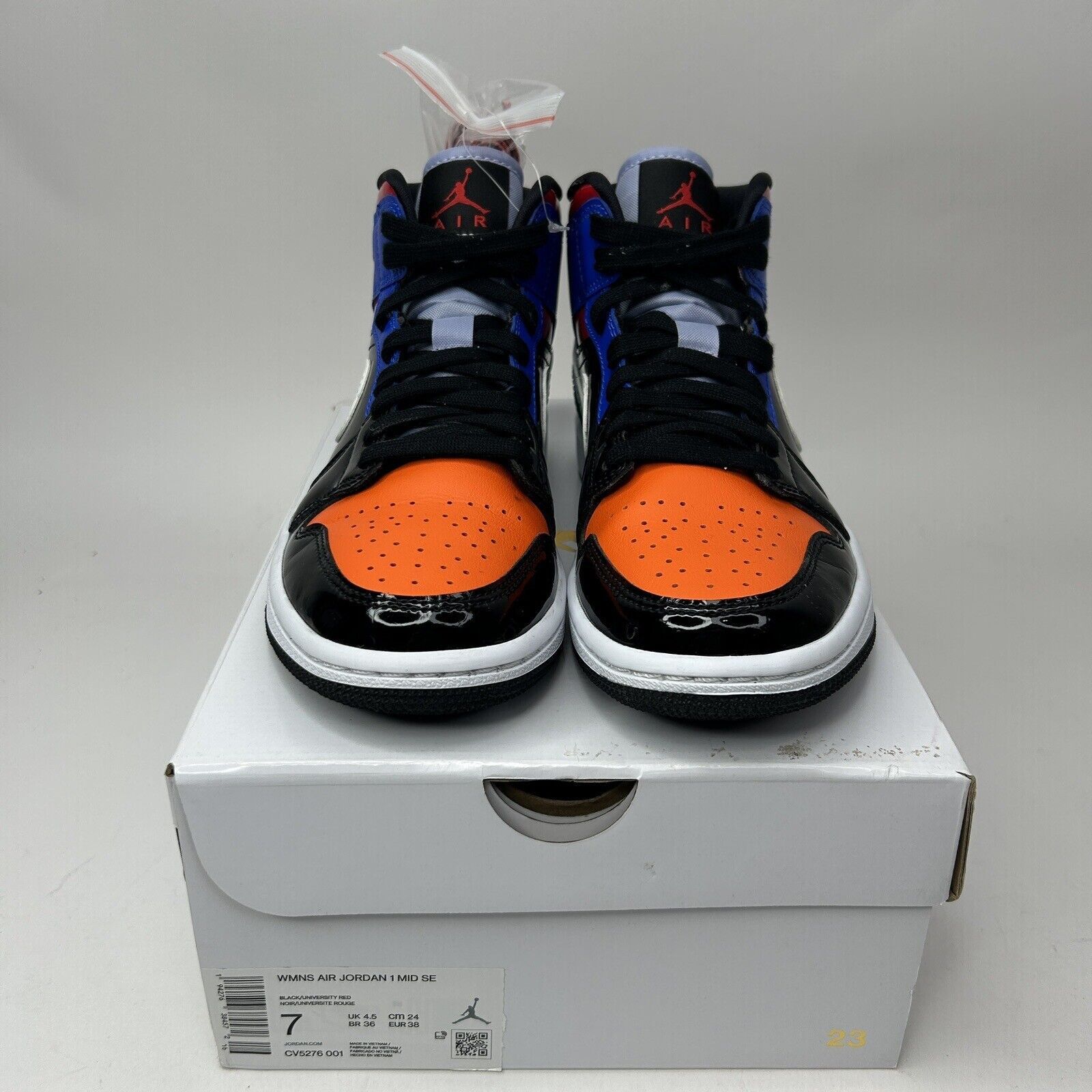 Nike Nike Air Jordan 1 Mid Retro SE WMNS “Multi-Patent” 2023 Size US 7 / IT 37 - 2 Thumbnail