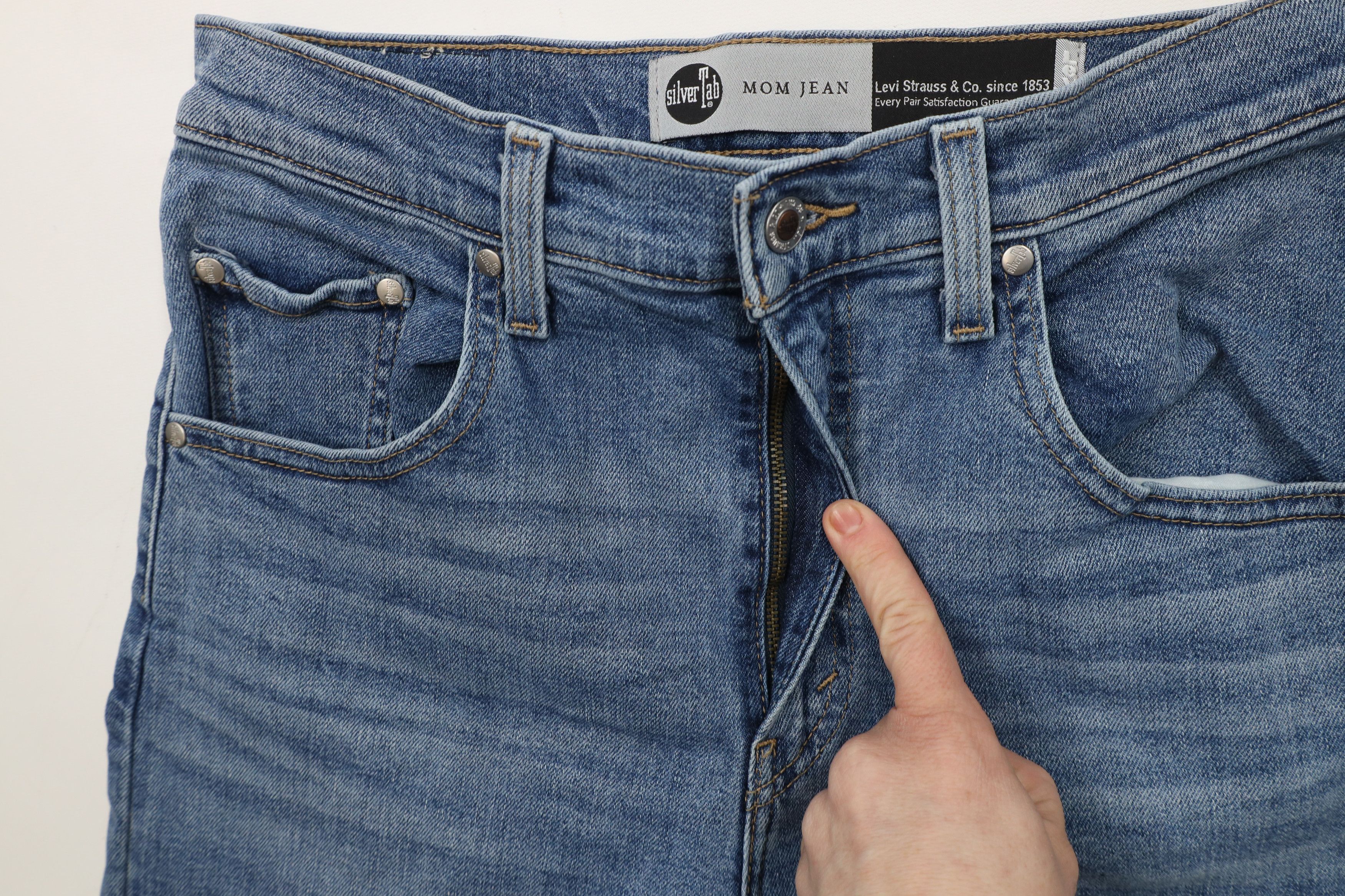 Levi's × Vintage Vintage Y2K Levis SilverTab Relaxed Fit Mom Jeans Blue Size 29" - 5 Thumbnail