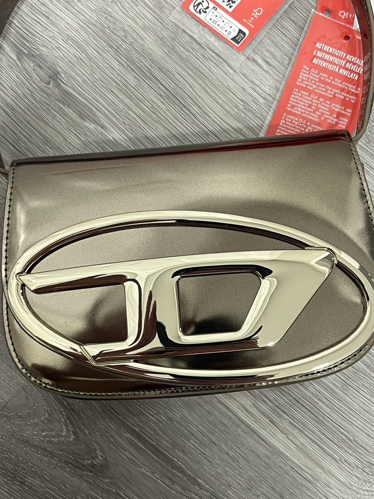 Diesel 1DR-Iconic shoulder bag in mirrored leather Size ONE SIZE - 11 Thumbnail