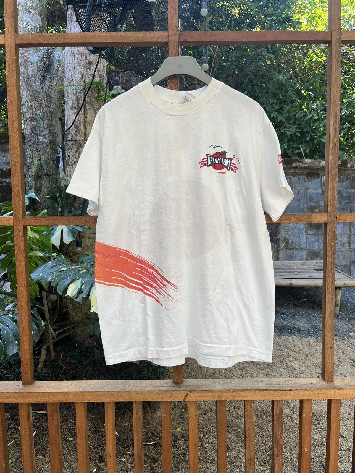 USA Olympics × Vintage Vintage DREAM TEAM USA Basketball Sign on back 90’s Tshirt Size US XL / EU 56 / 4 - 2 Thumbnail