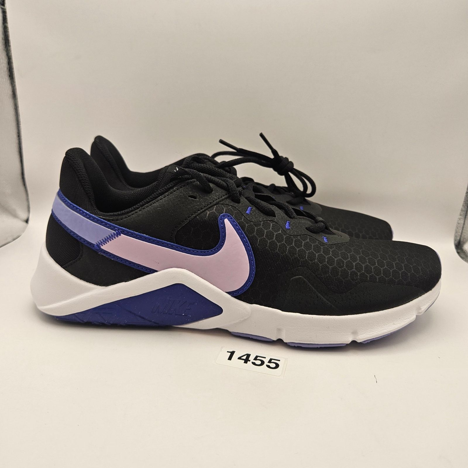 Nike NIKE WOMEN'S 12 LEGEND ESSENTIAL 2 BLACK RUNNING SHOES Size US 12 / IT 42 - 3 Thumbnail