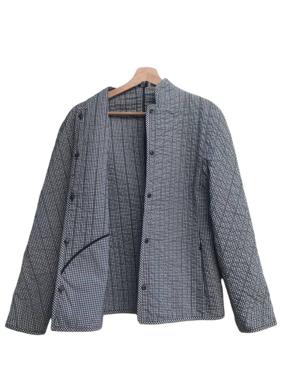 Armani Collezioni Armani Collezioni Small Plaid Quilted Style Jacket Size S / US 4 / IT 40 - 3 Thumbnail