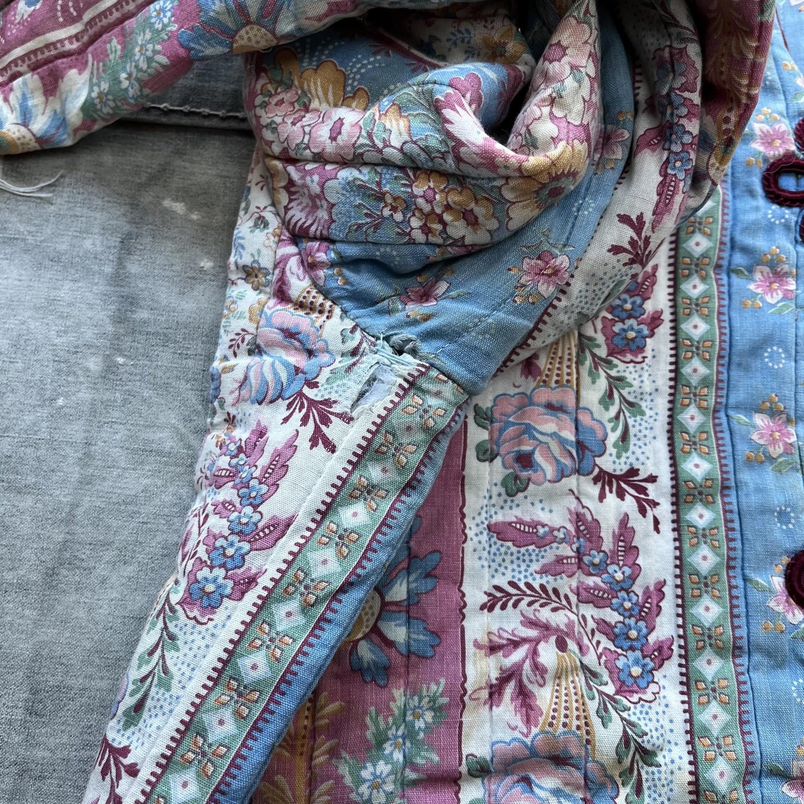 Vintage Vintage 1970s Handmade Floral Nature Quilt Jacket Size M / US 6-8 / IT 42-44 - 8 Thumbnail