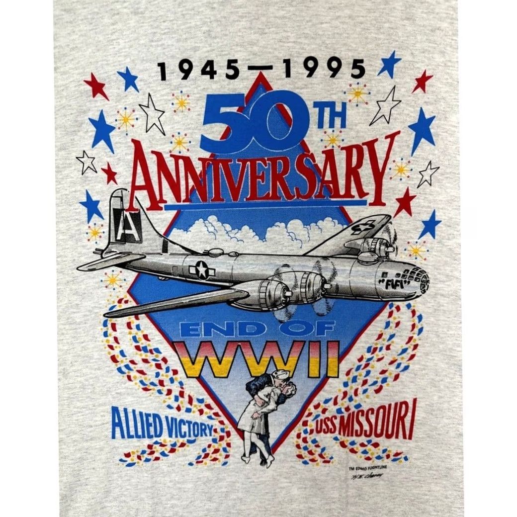 Gildan VINTAGE Gildan T-Shirt Mens Large Grey Heavy Weight 50th Anniversary End Of WWII Tee Size US L / EU 52-54 / 3 - 3 Thumbnail