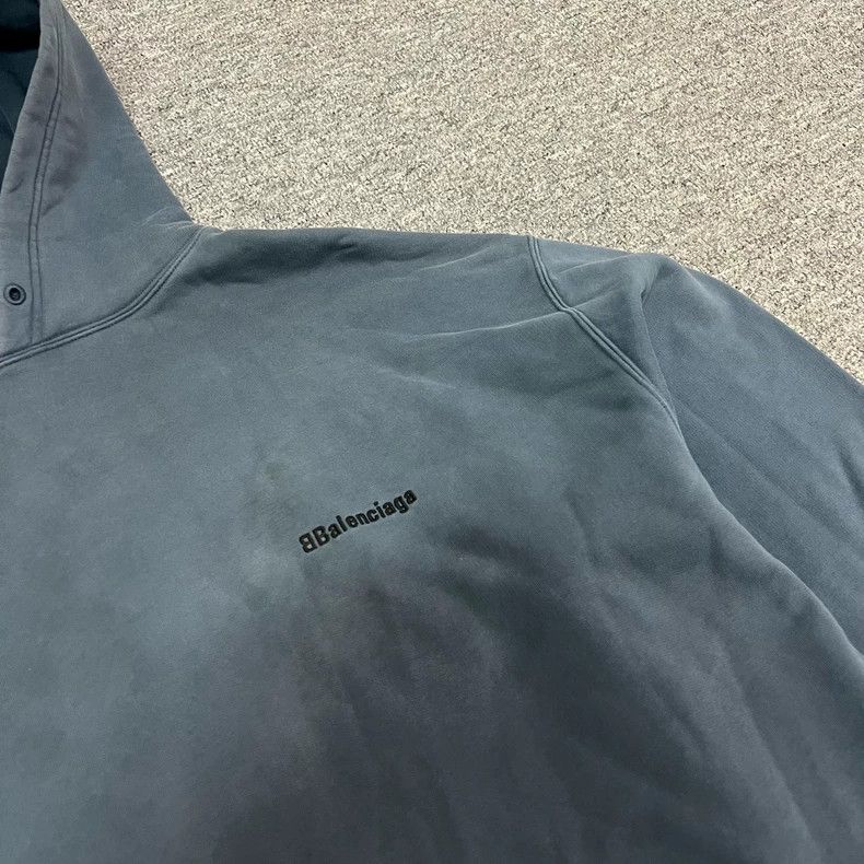 Balenciaga Balenciaga Embroidered Logo hooded sweater Size US XS / EU 42 / 0 - 5 Thumbnail