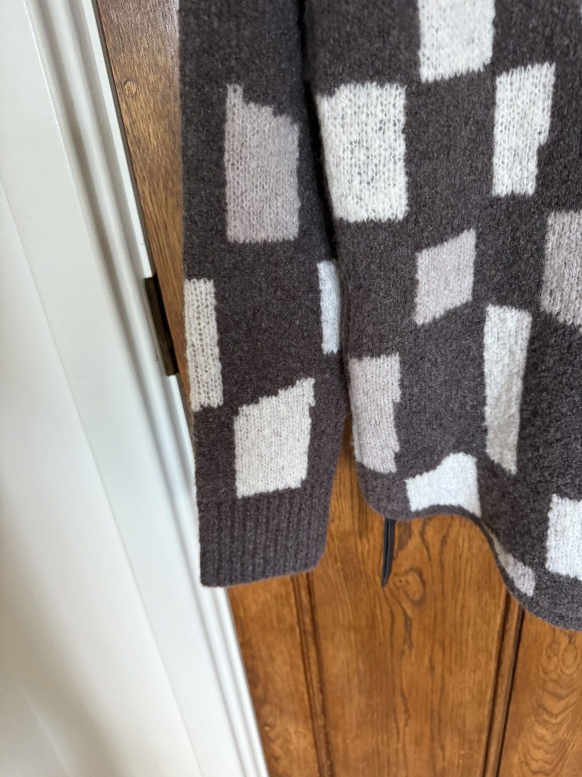 Amiri $1.3k Amiri damier cardigan sweater logo rare grail S Size US S / EU 44-46 / 1 - 19 Thumbnail