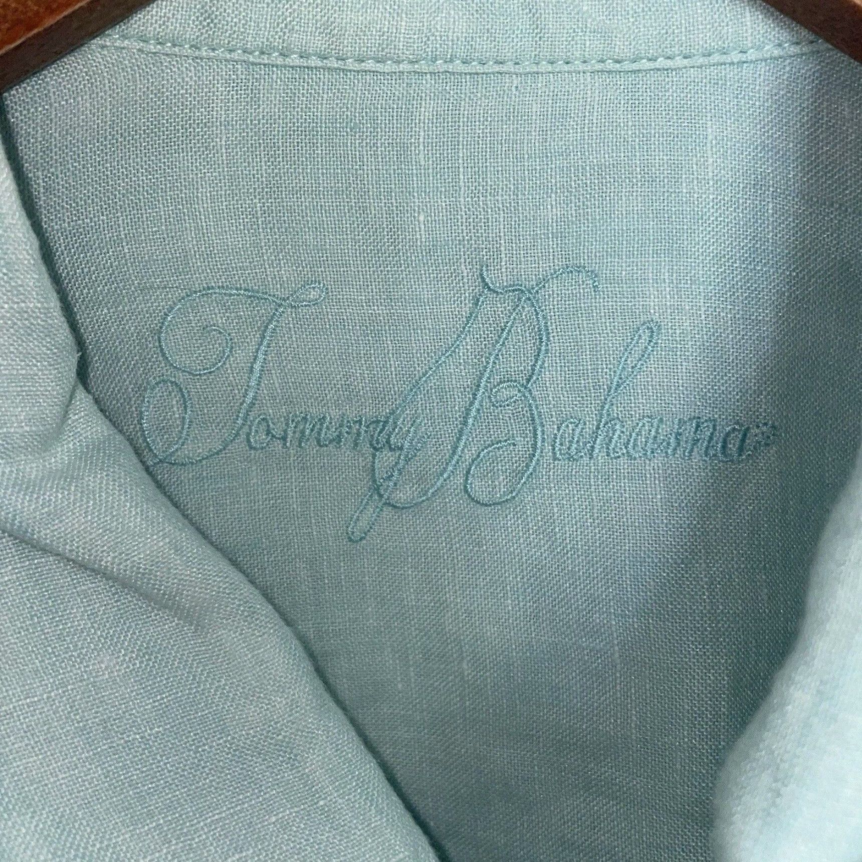 Tommy Bahama VINTAGE Tommy Bahama Light Blue Embroidered Linen Short Sleeve Mens 2XL Blue Button-Up Shirt Size US 39 - 4 Thumbnail