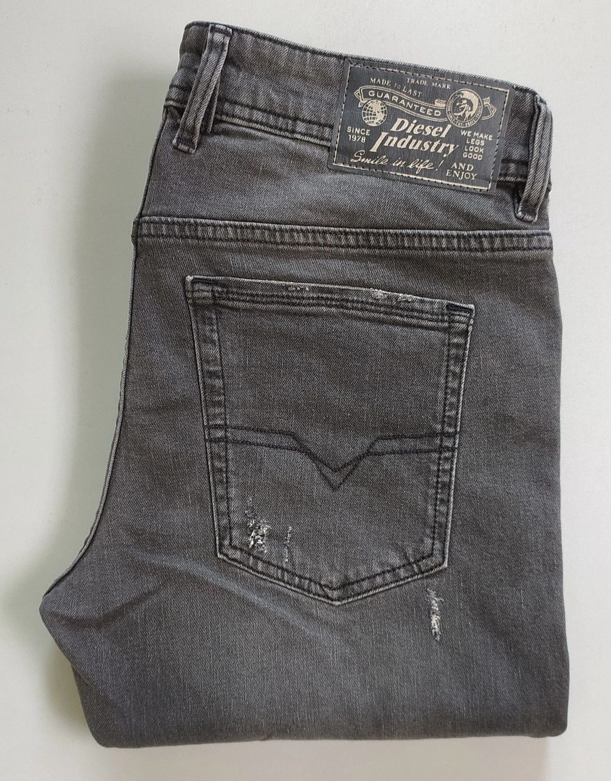 Diesel Diesel TROXER - RM016 Men's Jean T 9984 Size US 34 / EU 50 - 1 Thumbnail