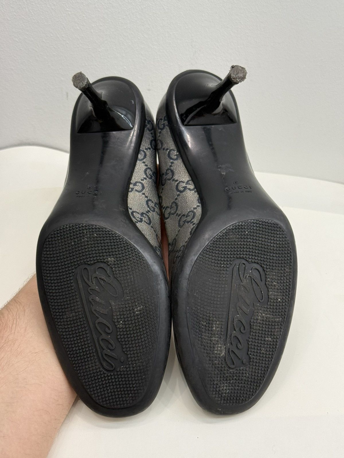 Gucci Gucci Monogram Gray Heels Size US 7.5 / IT 37.5 - 6 Thumbnail