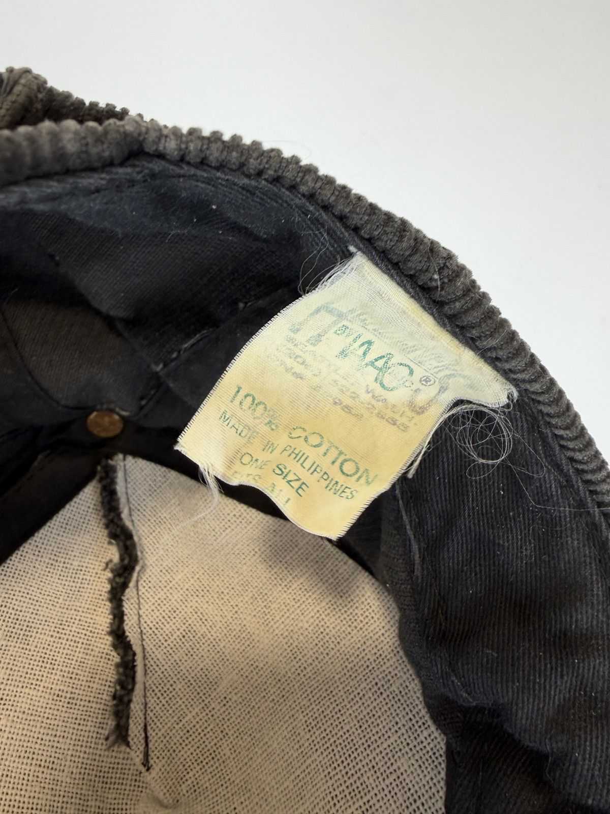 Vintage Vintage Alaska Corduroy Cap Snapback Hat Black OS Size ONE SIZE - 10 Thumbnail
