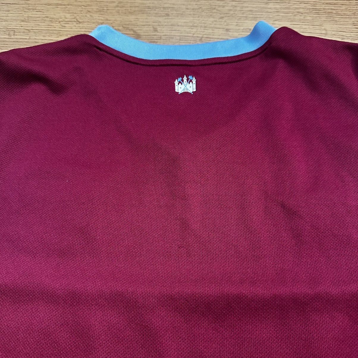 Umbro × Vintage Vintage West Ham 2019-2020 Umbro Jersey Size US M / EU 48-50 / 2 - 10 Thumbnail