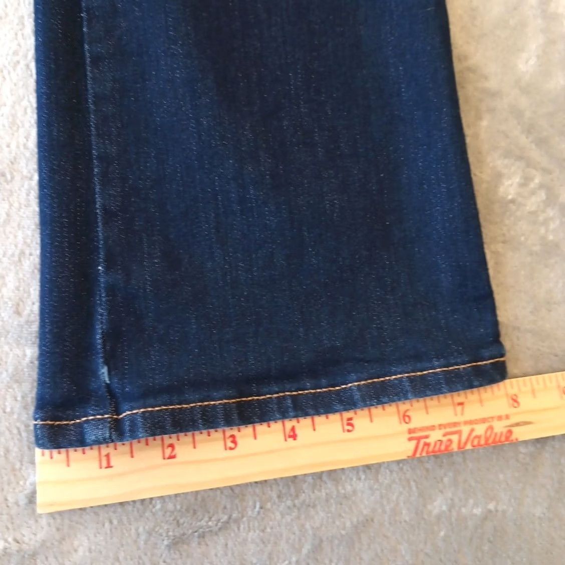 Old Navy Old Navy Bootcut Jeans Womens Size 8 Blue Dark Wash 28x30 Mid Rise Size 30" / US 8 / IT 44 - 6 Thumbnail