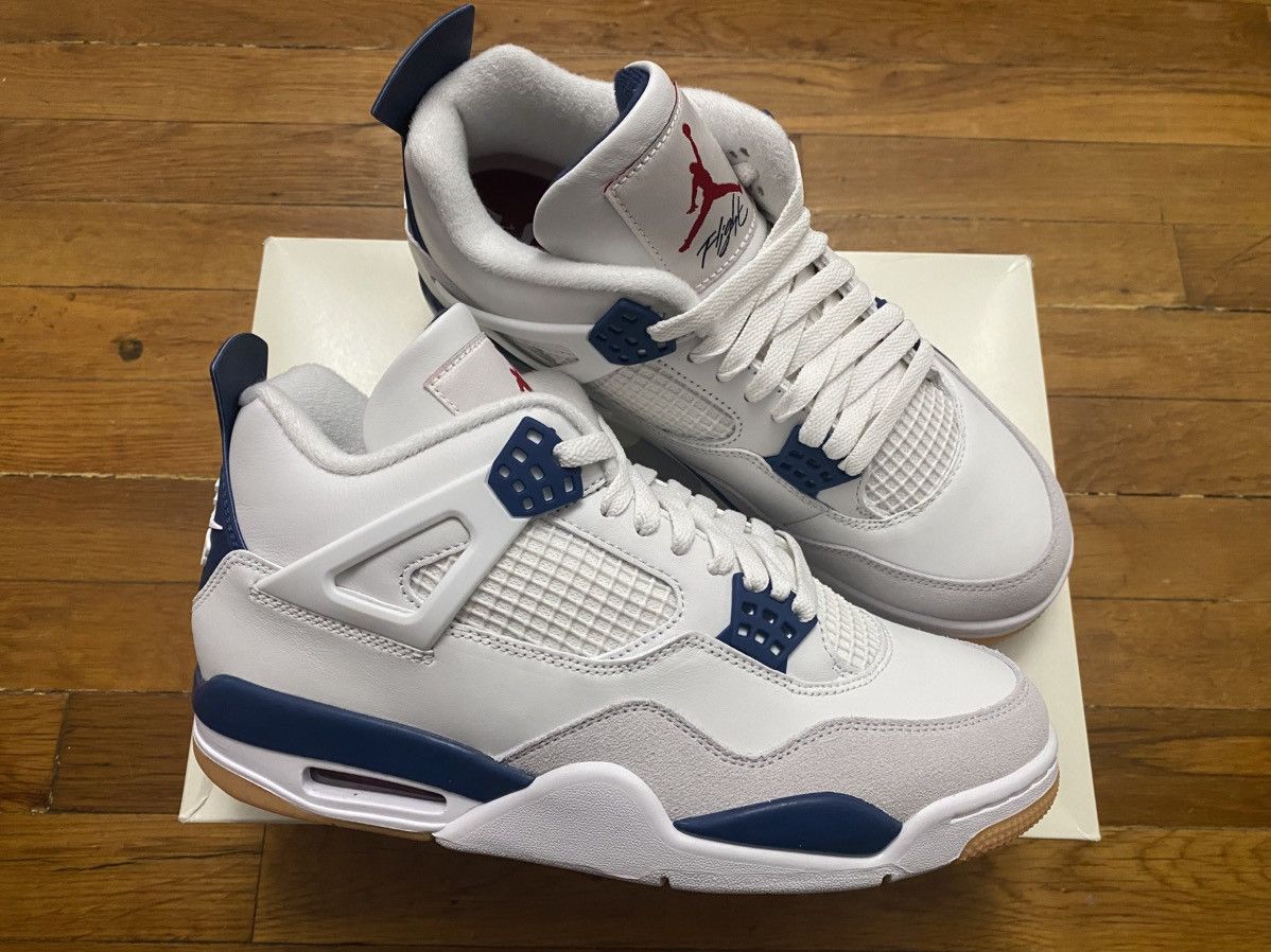 Jordan Brand Size 9M/10.5W - Air Jordan 4 Retro SB White Navy Blue Size US 9 / EU 42 - 3 Thumbnail
