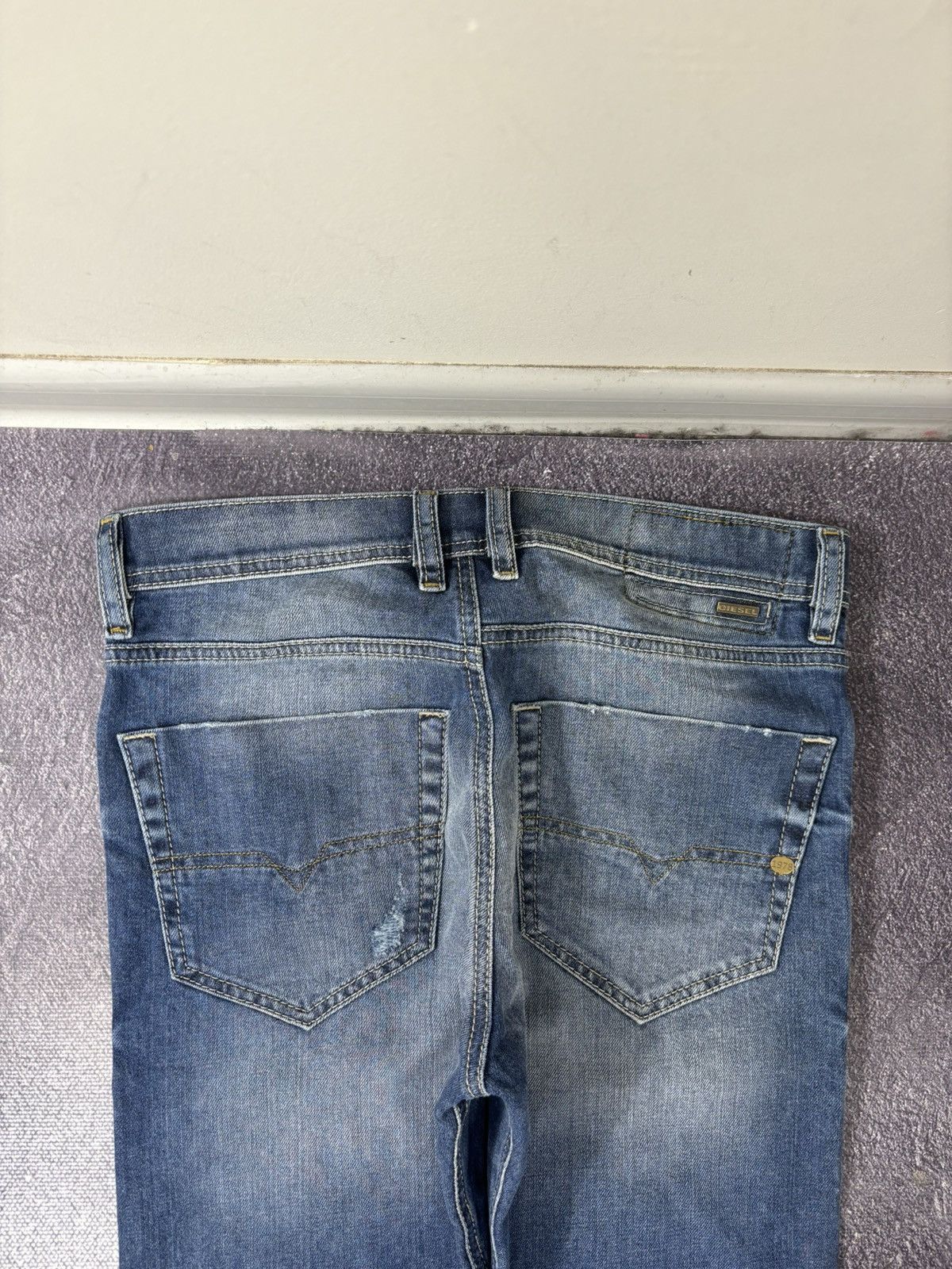 Diesel Diesel Tepphar NWT Slim Carrot Ripped Blue Denim Jeans Size US 28 / EU 44 - 17 Thumbnail