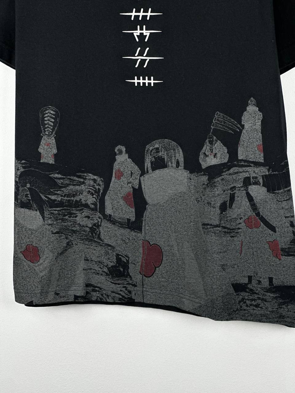 Uniqlo Uniqlo Naruto Graphic T-Shirt Black Mens Large Size US L / EU 52-54 / 3 - 4 Thumbnail