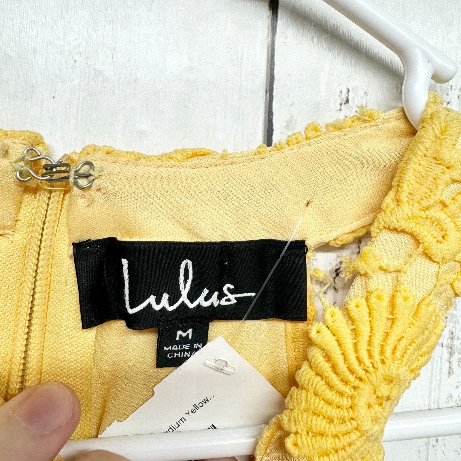 Other Lulus M Canary Yellow Love Poem Lace Sleeveless Mini Dress Size M / US 6-8 / IT 42-44 - 2 Thumbnail