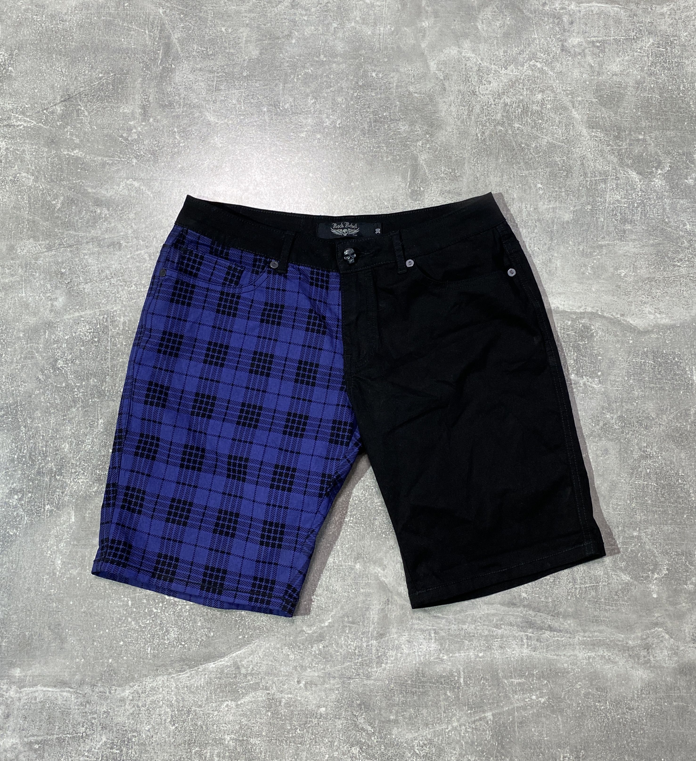 Black Label Vintage Y2K Black Label Gothic Chino Shorts Size US 30 / EU 46 - 1 Thumbnail