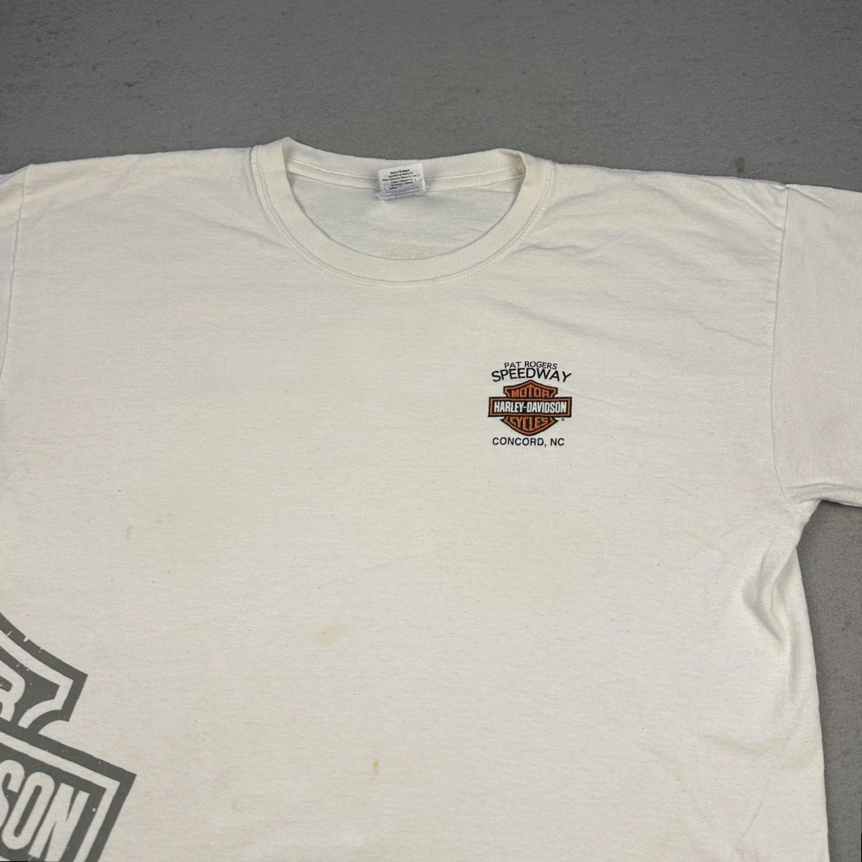 Gildan Harley-Davidson Speedway Shirt Mens Large White Pat Rogers Speedway Concord NC Logo T-Shirt Graphic Print Crew Neck Short Sleeve Size US L / EU 52-54 / 3 - 4 Thumbnail