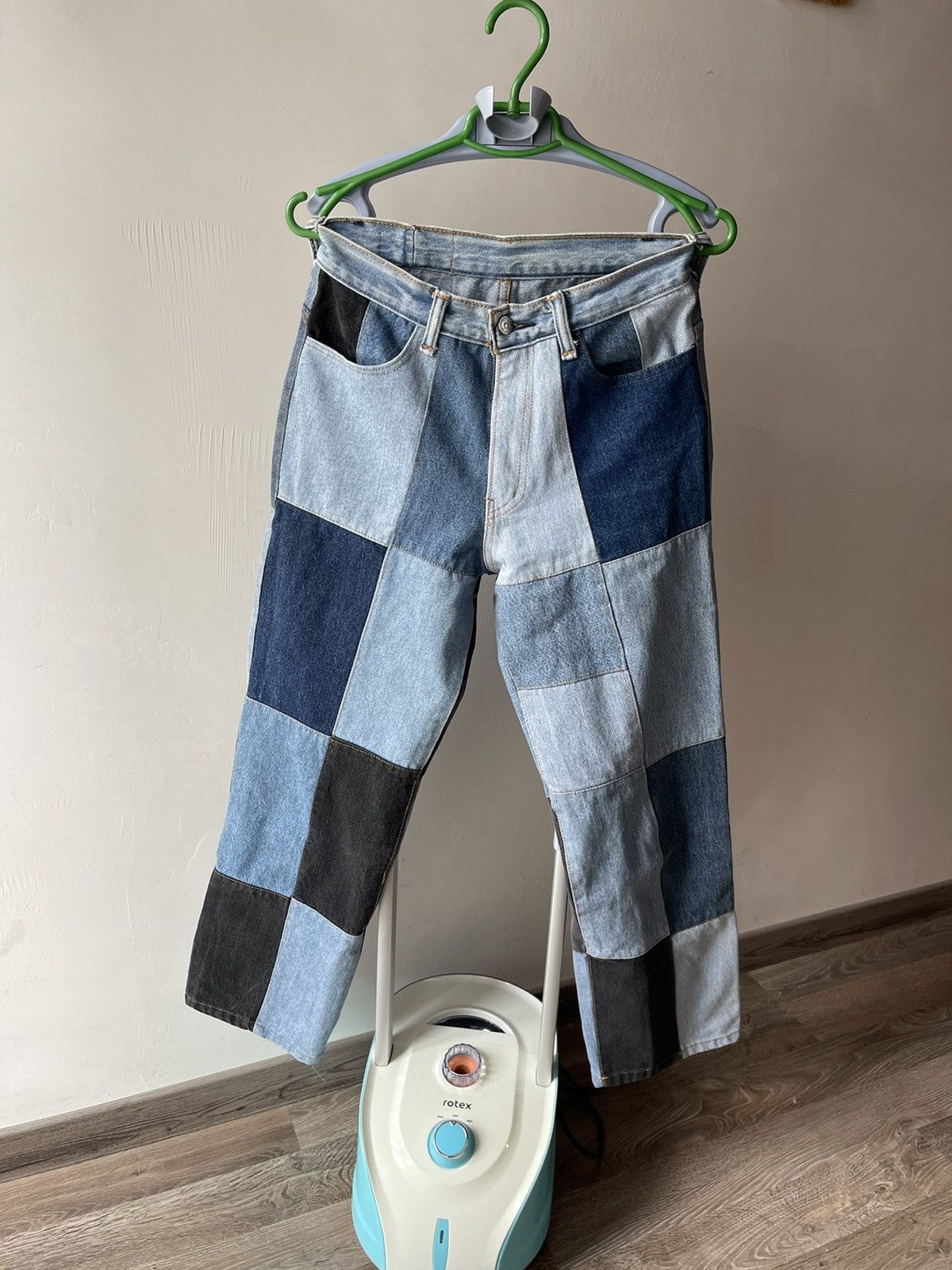 Levi's Vintage Clothing Vintage Levi's Women's Jeans Blue Denim Straight Leg W27 L30 Size 27" / US 4 / IT 40 - 1 Thumbnail