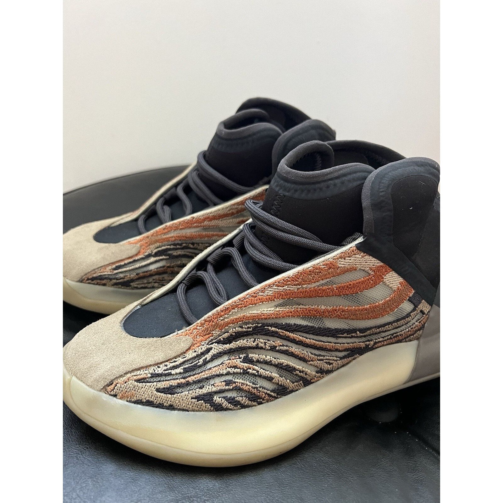 Adidas Size 7 - adidas Yeezy Quantum Amber Tint Size US 7 / EU 40 - 2 Thumbnail