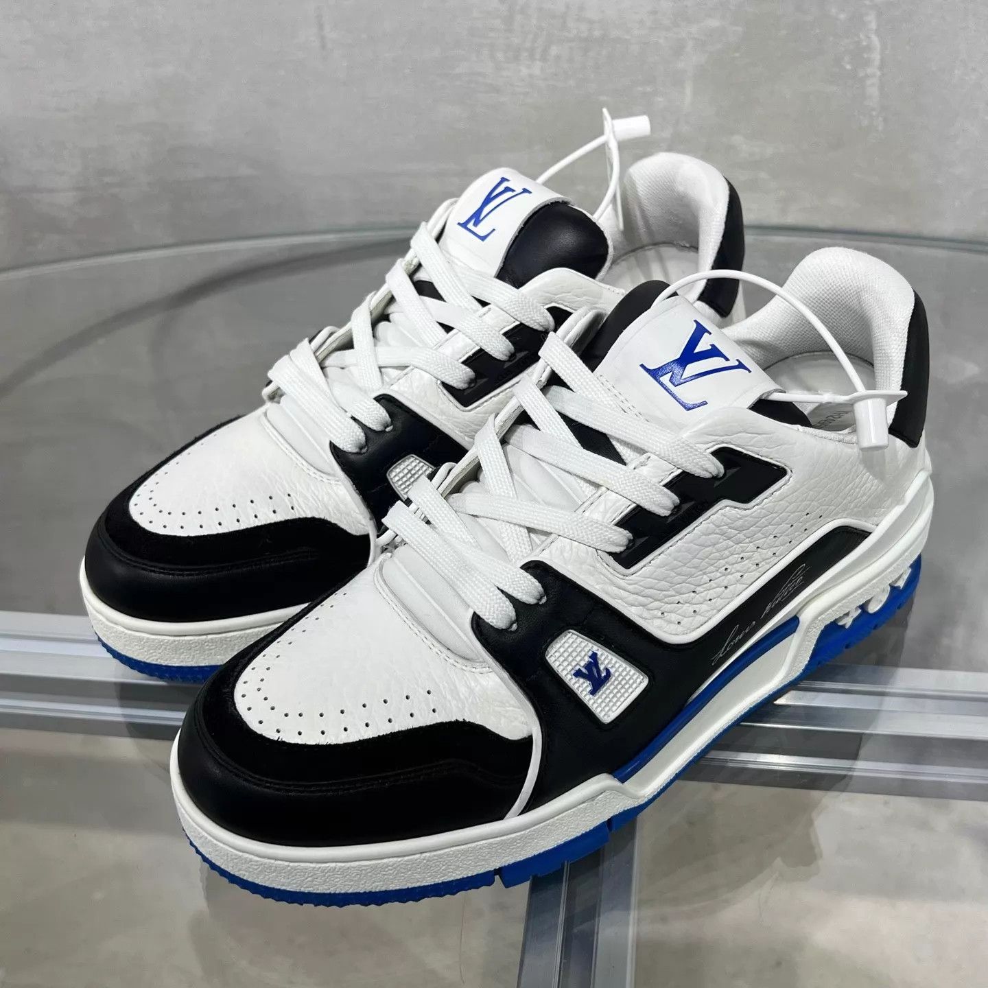 Louis Vuitton LV Trainer Fragment Design 2.0 UK3 37 Size US 5.5 / IT 35.5 - 2 Thumbnail