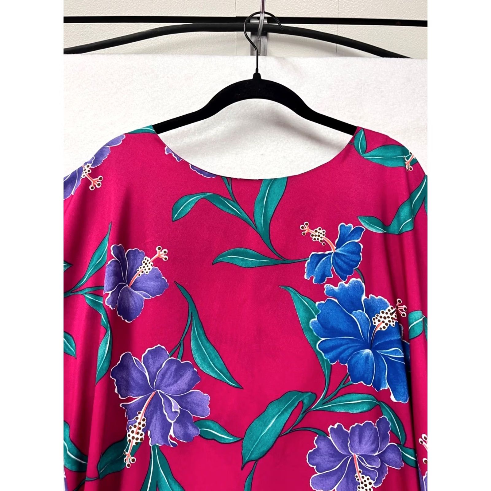 Hilo Hattie VINTAGE Hilo Hattie Hawaiian Floral Maxi Dress M Pink Unisex Adults Short Sleeve Tie Waist Maxi Dress Women’s/Men’s? Size M / US 6-8 / IT 42-44 - 5 Thumbnail