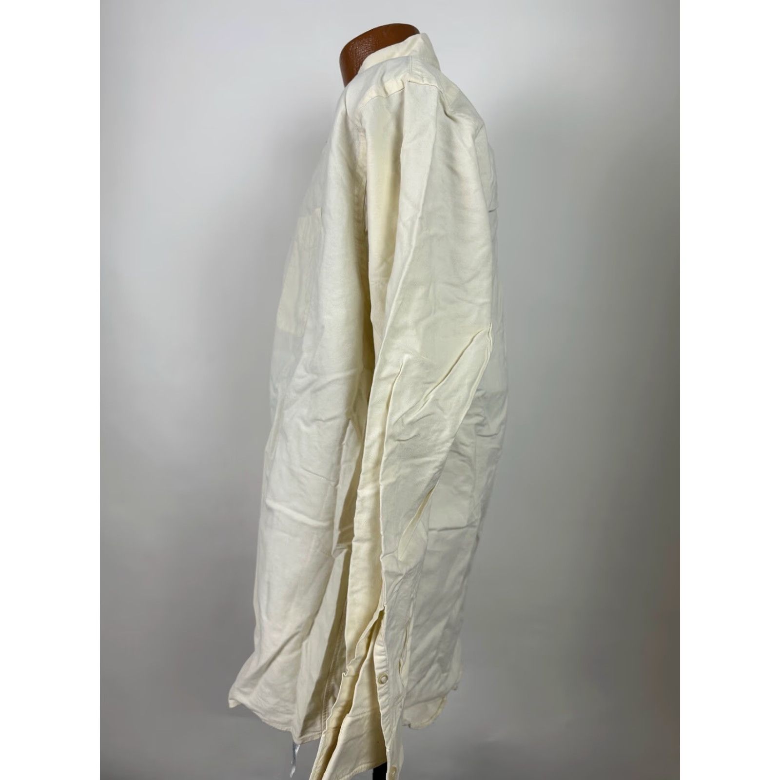 Lands' End VINTAGE Lands' End Oxford Shirt Men XL Tall Supima Hyde Park Ivory Midweight Cotton 17 36 Dress Shirt Long Sleeve Button-Down Collar Mens Size US XL / EU 56 / 4 - 7 Thumbnail