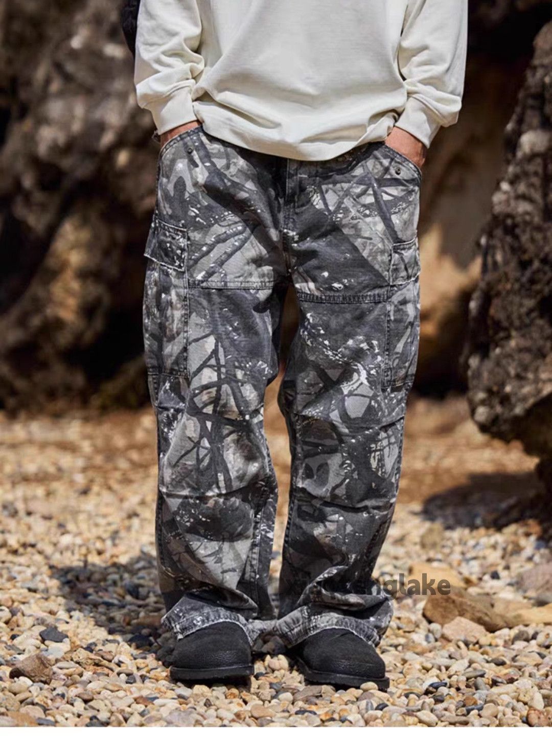 Designer × Japanese Brand × Vintage utility military loose baggy pattern camo cargo pants Size US 34 / EU 50 - 1 Thumbnail
