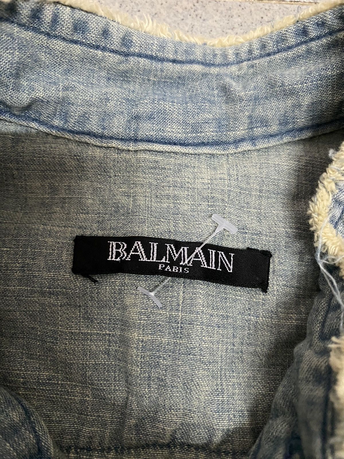 Balmain Vintage Balmain Paris Distress Denim Shirt Size US M / EU 48-50 / 2 - 5 Thumbnail